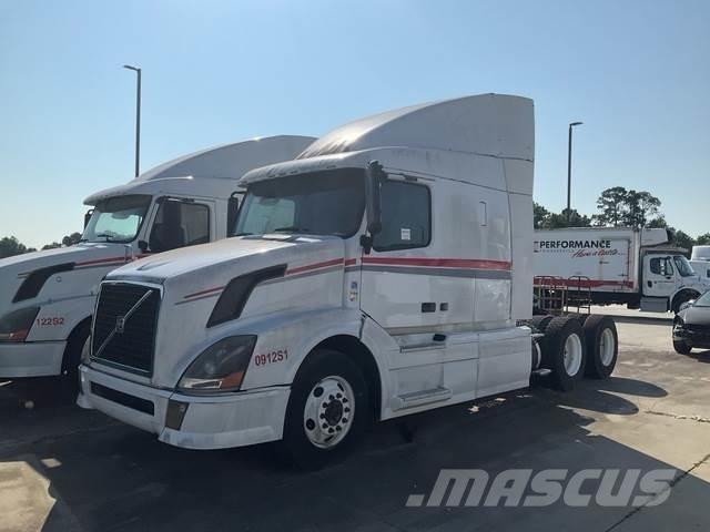 Volvo VNL Sattelzugmaschinen