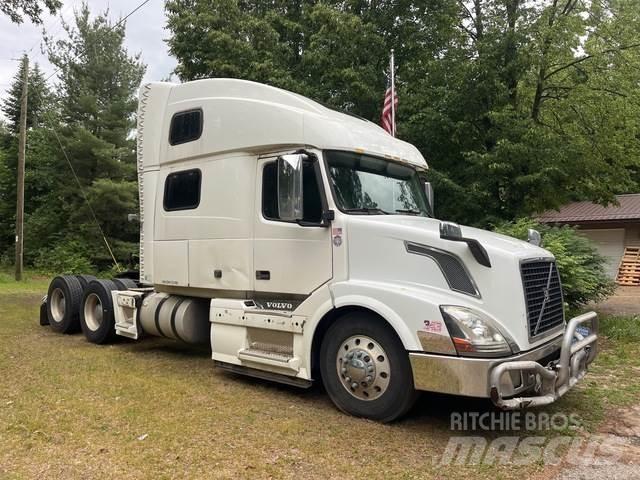 Volvo VNL Sattelzugmaschinen