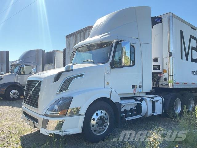 Volvo VNL Sattelzugmaschinen