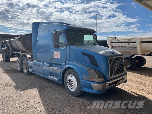 Volvo VNL Sattelzugmaschinen