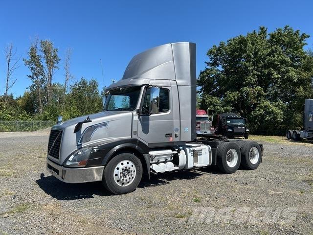 Volvo VNL Sattelzugmaschinen