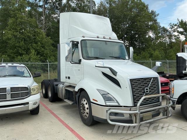 Volvo VNL Sattelzugmaschinen