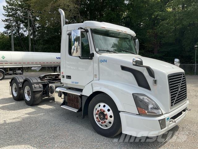 Volvo VNL Sattelzugmaschinen