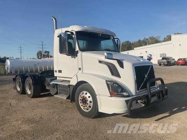 Volvo VNL Sattelzugmaschinen