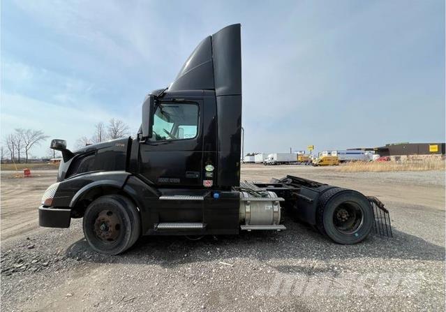 Volvo VNL Sattelzugmaschinen