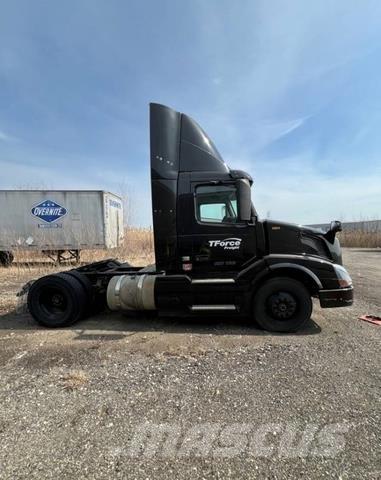 Volvo VNL Sattelzugmaschinen