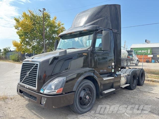 Volvo VNL Sattelzugmaschinen