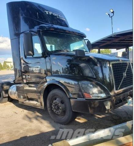 Volvo VNL Sattelzugmaschinen