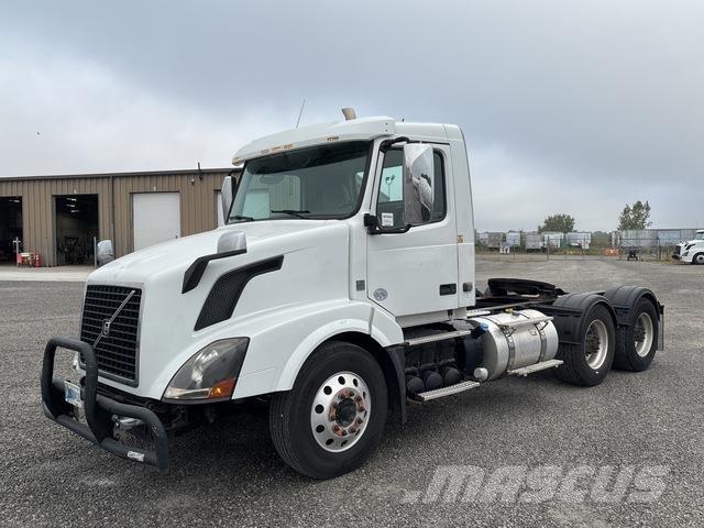 Volvo VNL Sattelzugmaschinen