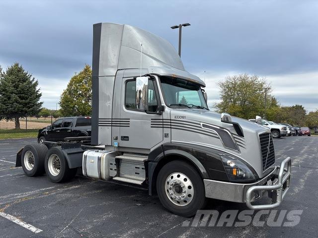 Volvo VNL Sattelzugmaschinen
