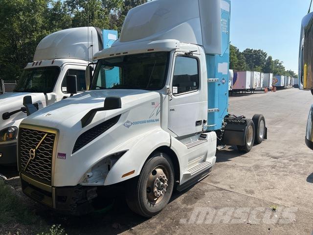 Volvo VNL Sattelzugmaschinen