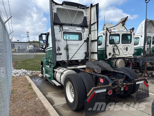 Volvo VNL42T Sattelzugmaschinen