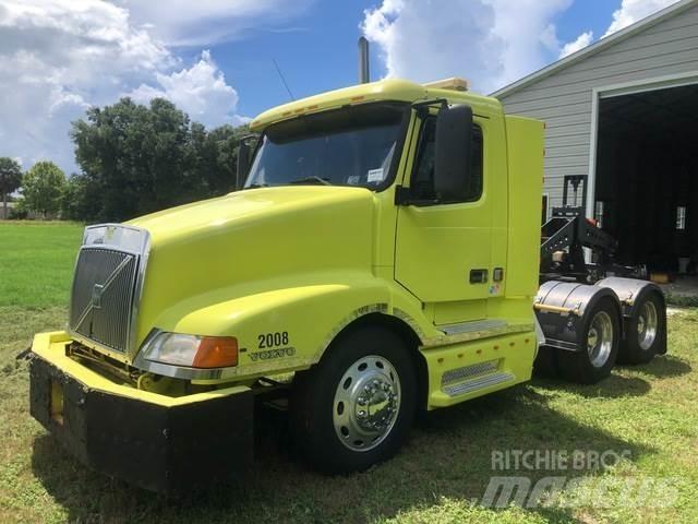 Volvo VNL64T Sattelzugmaschinen