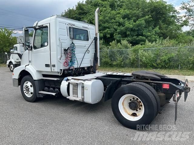 Volvo VNM Sattelzugmaschinen