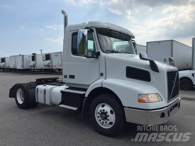 Volvo VNM Sattelzugmaschinen