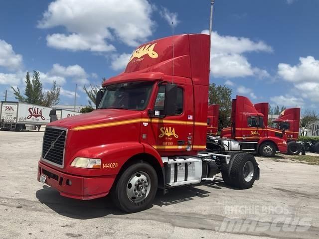 Volvo VNM Sattelzugmaschinen