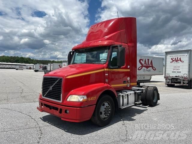 Volvo VNM Sattelzugmaschinen