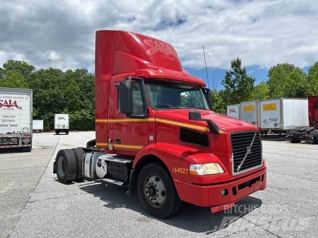 Volvo VNM Sattelzugmaschinen