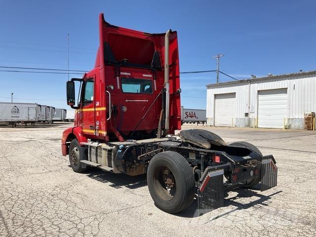 Volvo VNM Sattelzugmaschinen