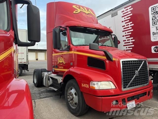 Volvo VNM Sattelzugmaschinen