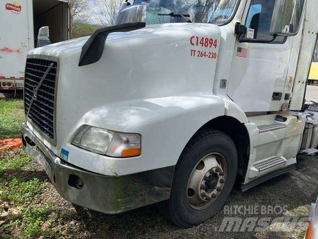 Volvo VNM Sattelzugmaschinen