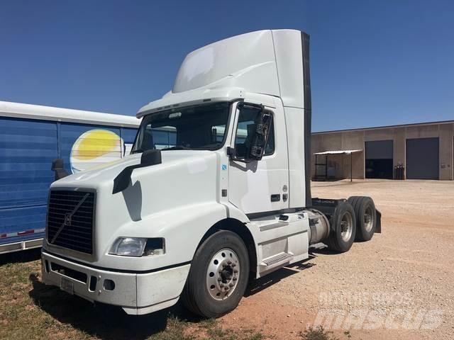 Volvo VNM Sattelzugmaschinen