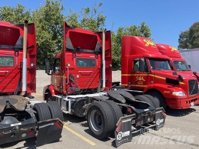 Volvo VNM Sattelzugmaschinen