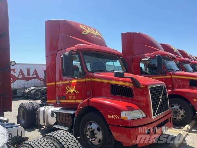 Volvo VNM Sattelzugmaschinen