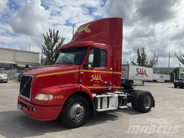 Volvo VNM Sattelzugmaschinen