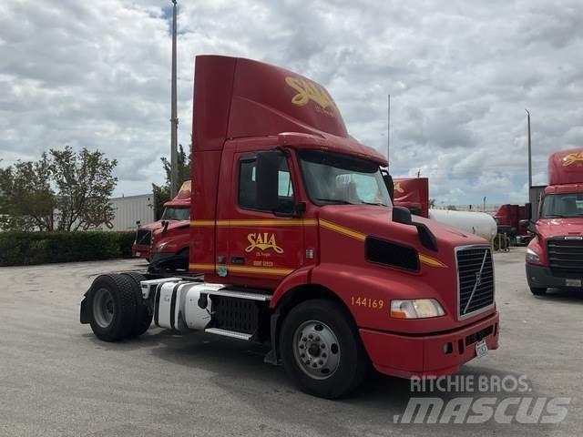 Volvo VNM Sattelzugmaschinen