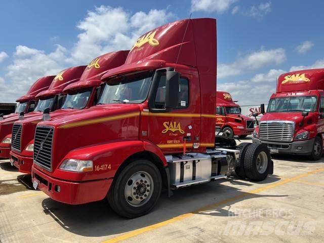 Volvo VNM Sattelzugmaschinen