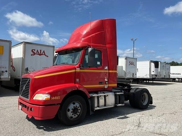Volvo VNM Sattelzugmaschinen
