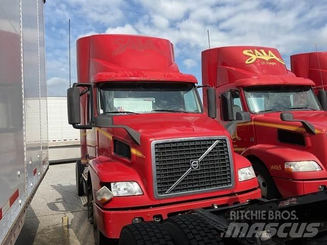 Volvo VNM Sattelzugmaschinen