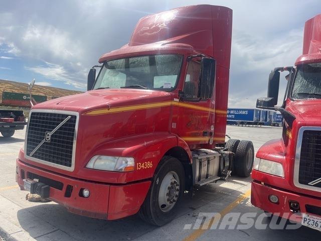 Volvo VNM Sattelzugmaschinen
