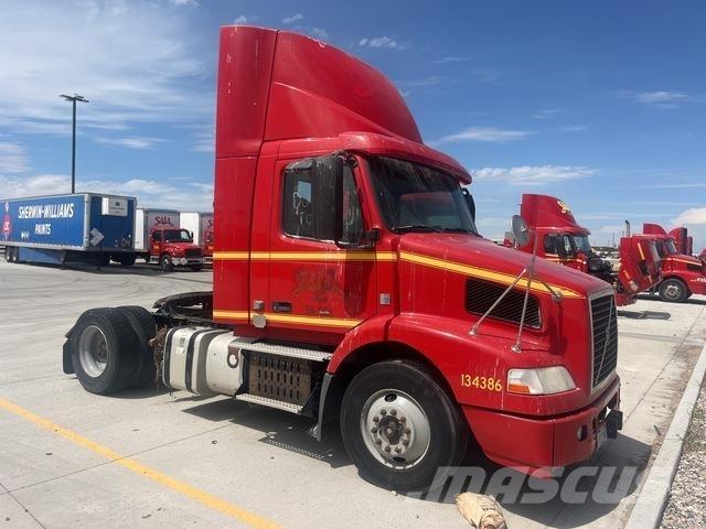 Volvo VNM Sattelzugmaschinen
