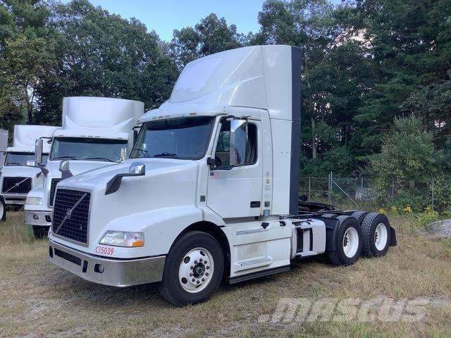Volvo VNM Sattelzugmaschinen