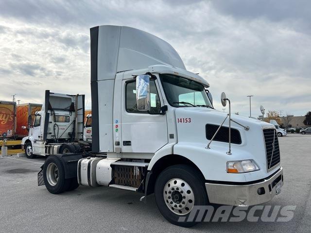 Volvo VNM Sattelzugmaschinen