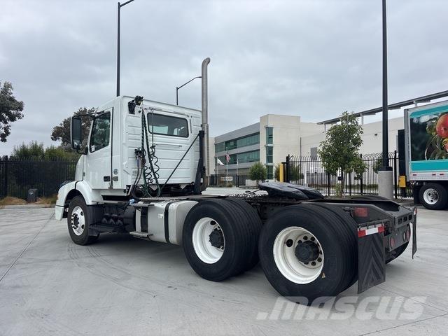 Volvo VNM 200 Sattelzugmaschinen