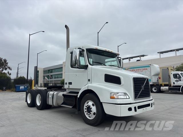 Volvo VNM 200 Sattelzugmaschinen