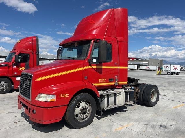 Volvo VNM42T Sattelzugmaschinen