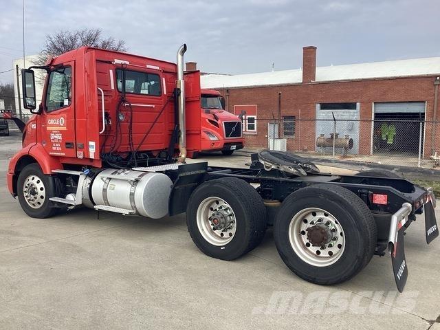 Volvo VNR Sattelzugmaschinen