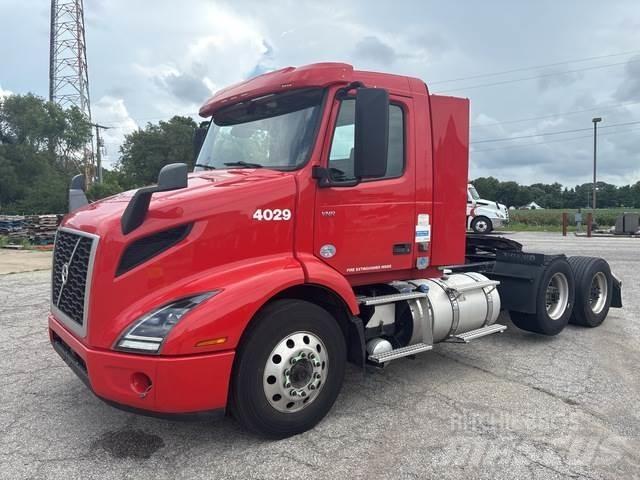 Volvo VNR Sattelzugmaschinen