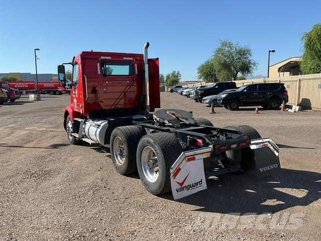 Volvo VNR Sattelzugmaschinen