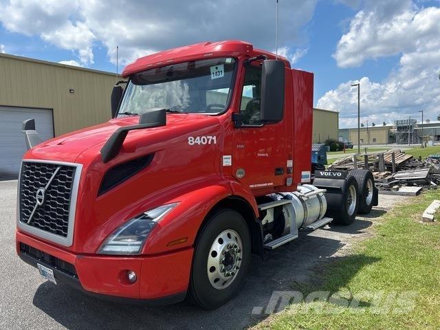 Volvo VNR Sattelzugmaschinen