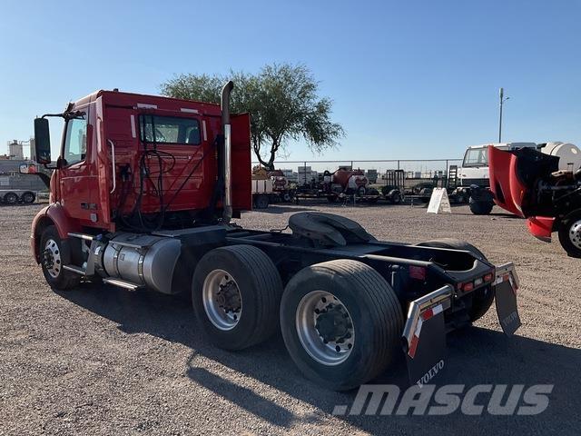 Volvo VNR Sattelzugmaschinen