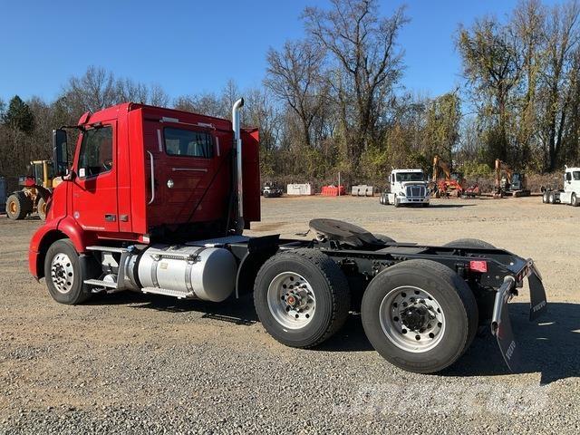 Volvo VNR Sattelzugmaschinen