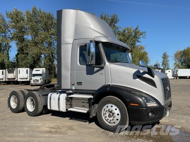 Volvo VNR 300 Sattelzugmaschinen