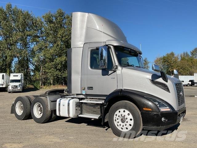 Volvo VNR 300 Sattelzugmaschinen