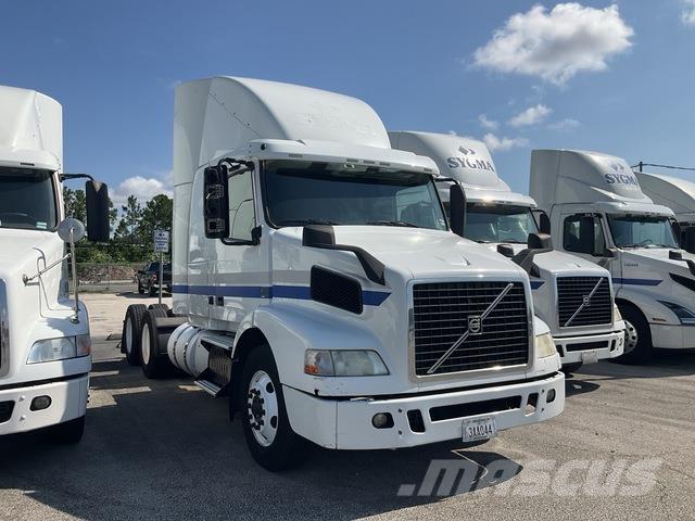 Volvo VNR64T Sattelzugmaschinen