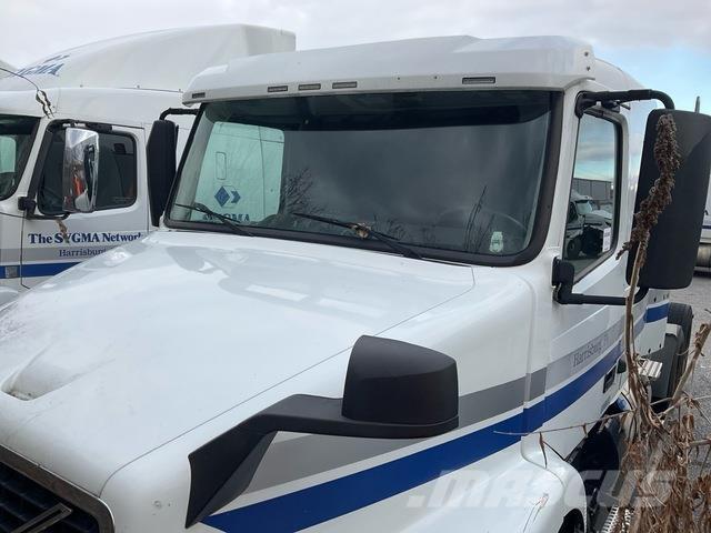 Volvo VNR64T Sattelzugmaschinen